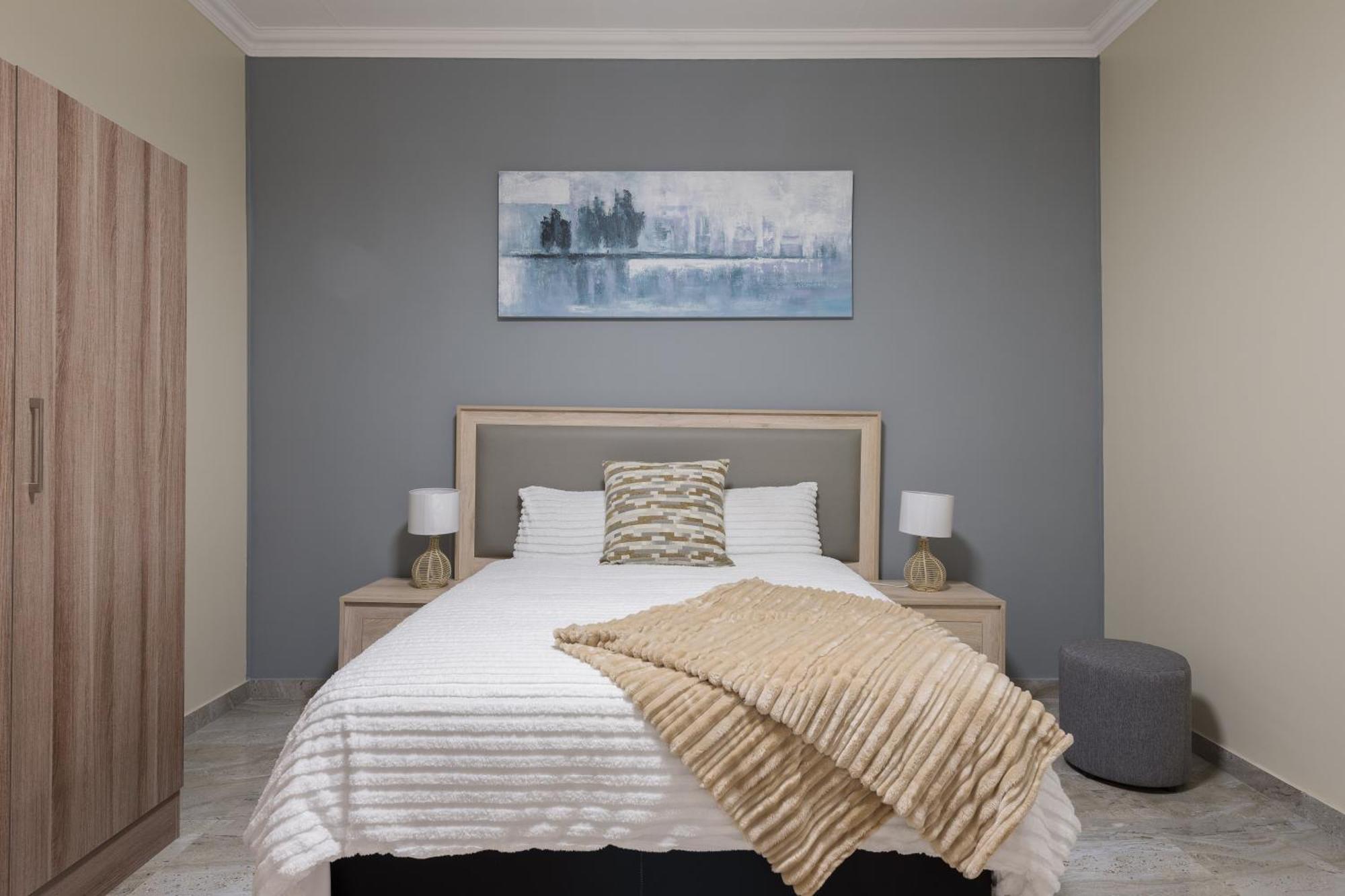 Evans Village - Apartments & Spa 约翰内斯堡 外观 照片
